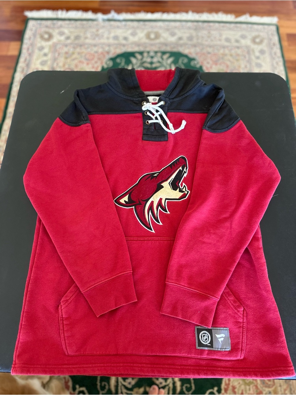 Fanatics Arizona Coyotes NHL Red & Black Hockey Pullover Hoodie Size Large